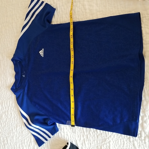Two boys Adidas short sleeve sports shirts - Picture 4 of 6